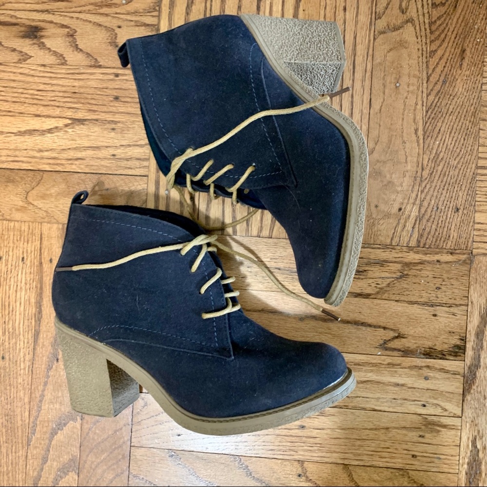 I love these but they don’t fit me